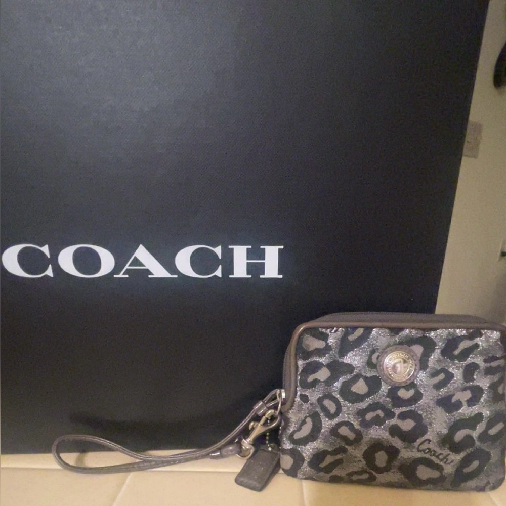Coach Metallic Leopard Print Wristlet - Silver & Black